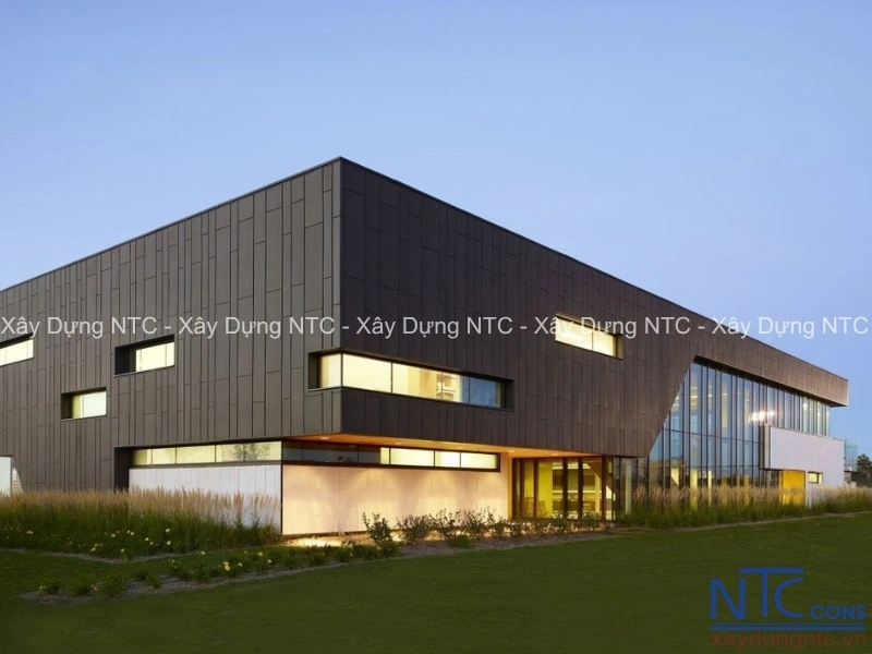 Nhà thép tiền chế làm showroom giá bao nhiêu?