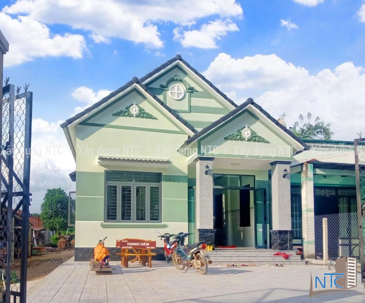 Nhà Anh Đạt - Bến Lức, Long An.