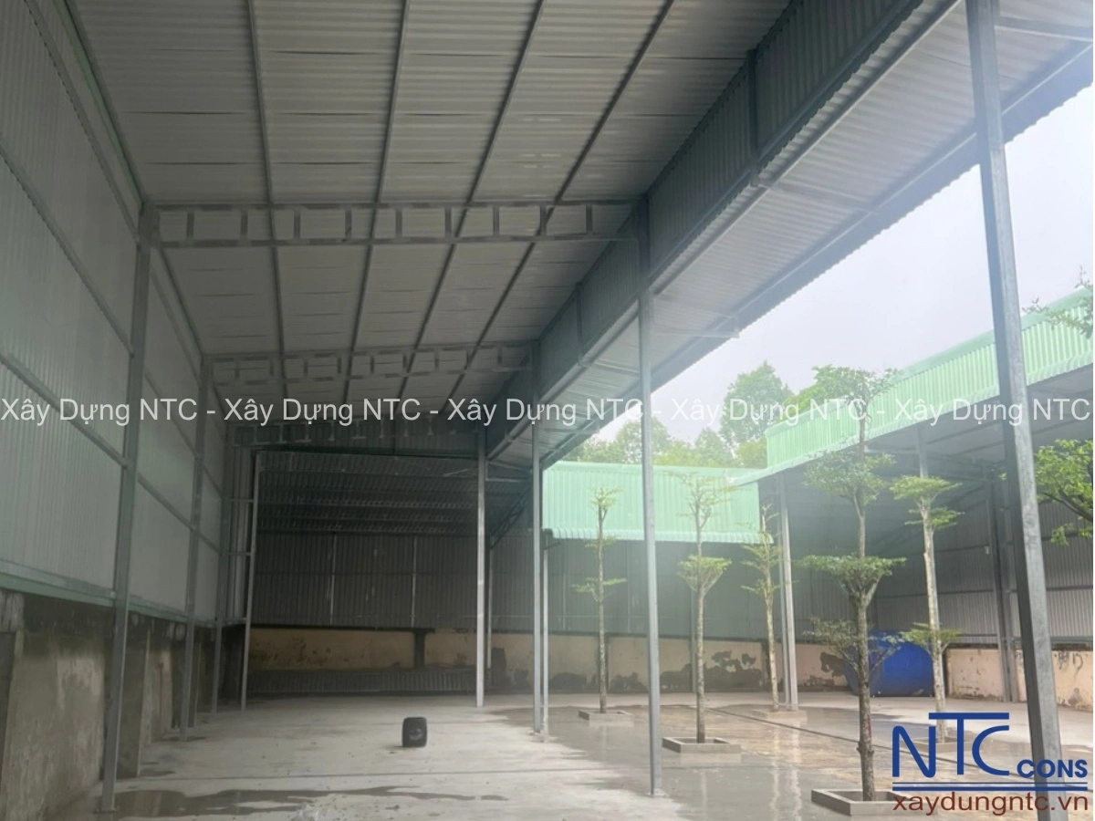 Xây nhà xưởng kết cấu thép mái tôn giá bao nhiêu?