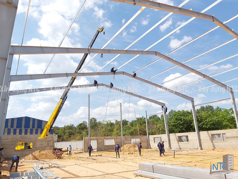 Báo giá thi công nhà xưởng Thuận An