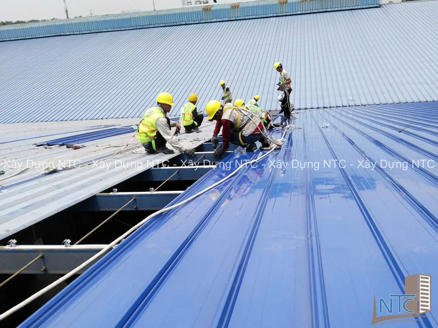 Các giải pháp nâng cấp mái nhà xưởng chống nóng hiệu quả
