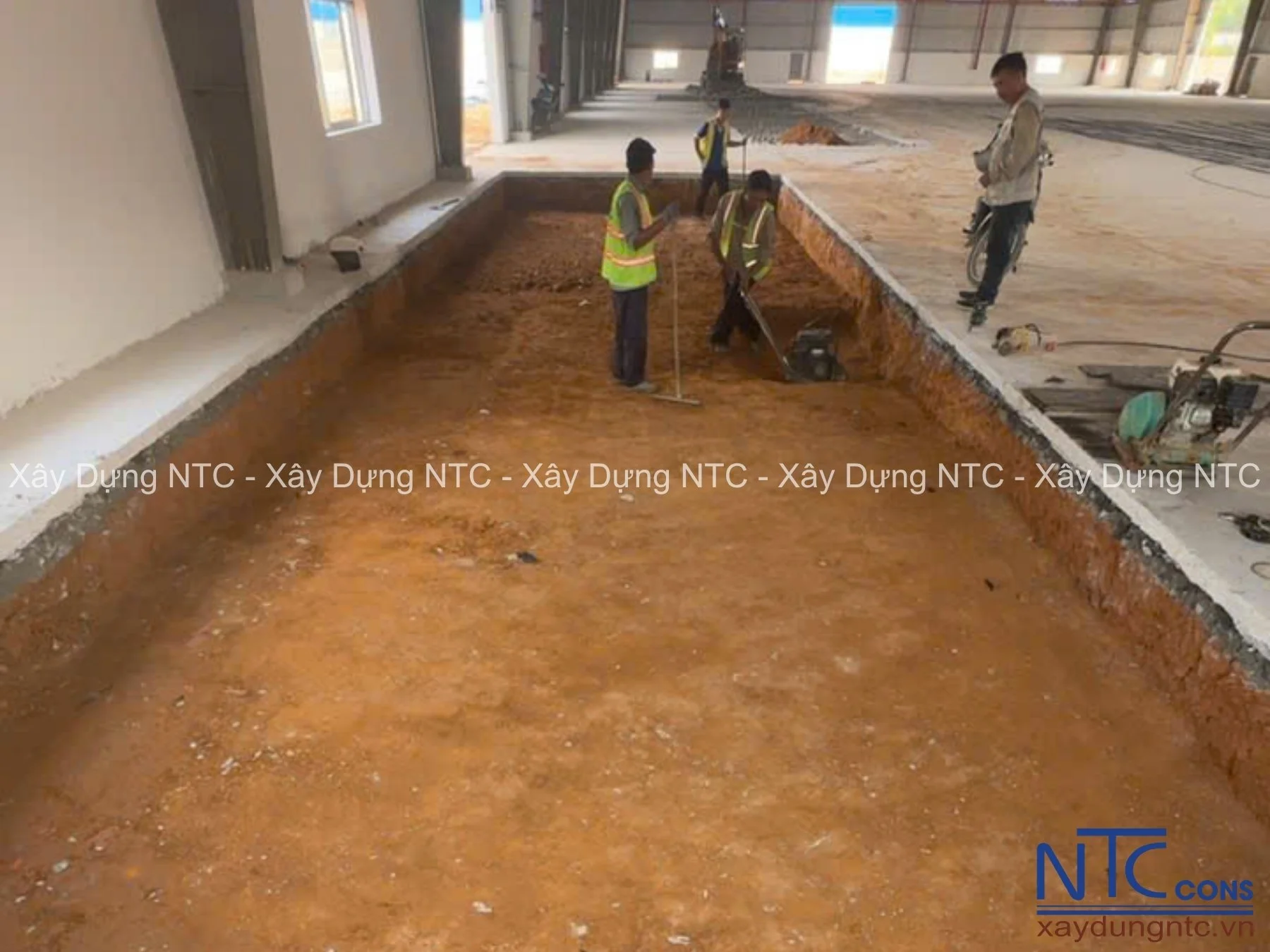 Nâng nền nhà xưởng là gì? Khi nào cần thực hiện?