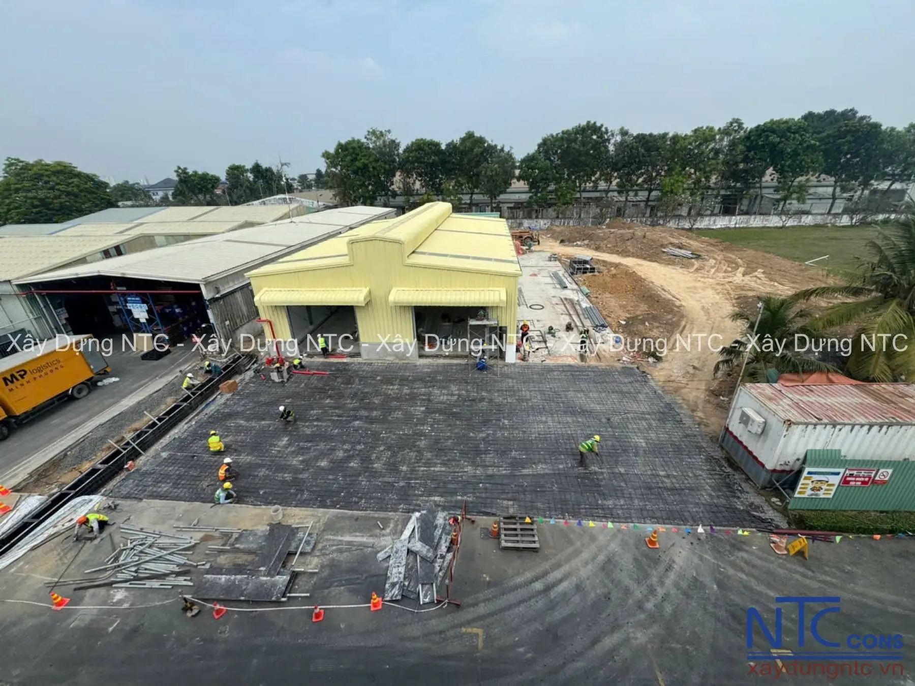 Tải trọng sàn nhà xưởng được xác định như thế nào?