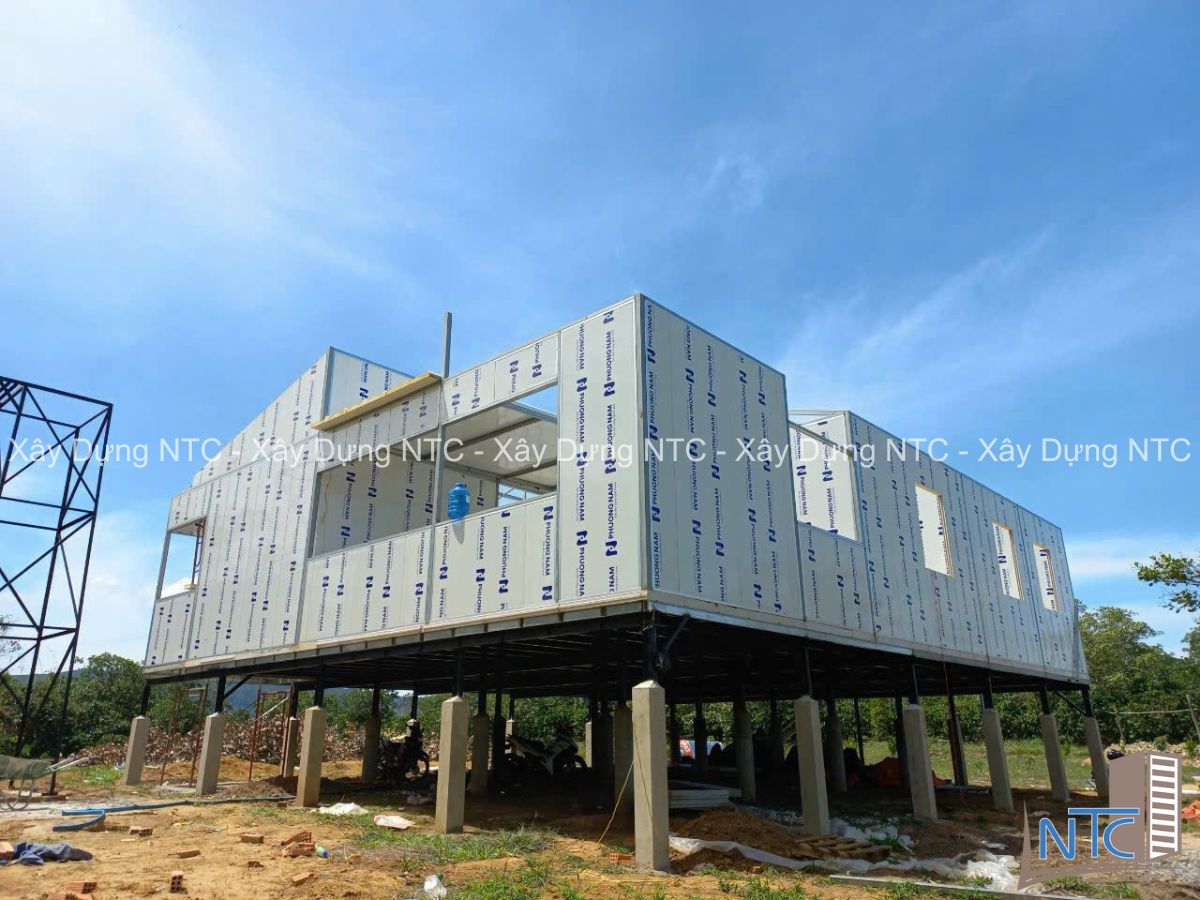 Tổng quan nhu cầu thi công lắp dựng tấm panel tại Bình Dương