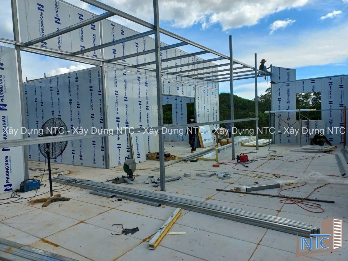 Ưu điểm khi chọn dịch vụ thi công lắp dựng tấm panel tại Bình Dương của Xây dựng NTC