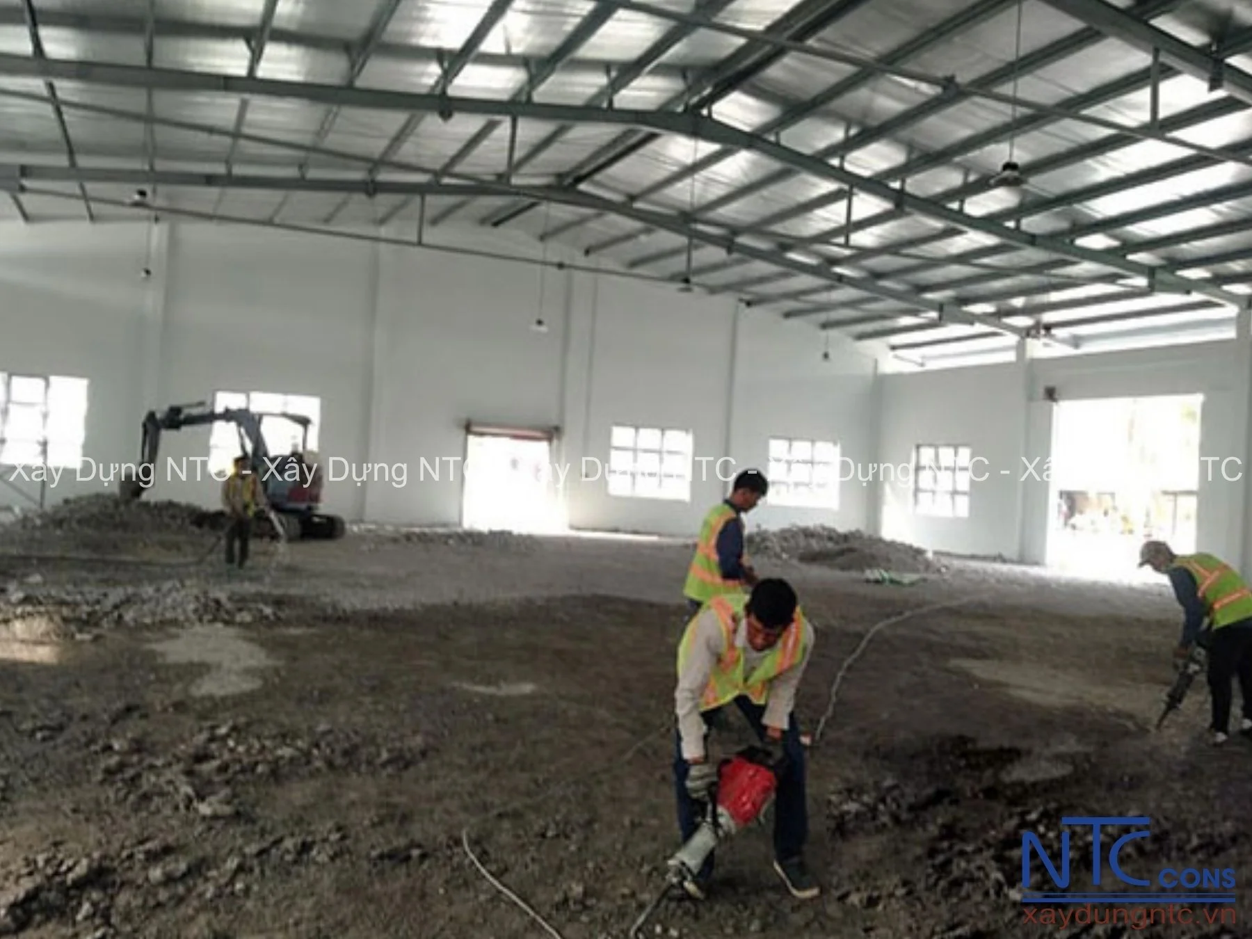 Vì sao chi phí điện năng của nhà xưởng tăng cao vào mùa nắng nóng?